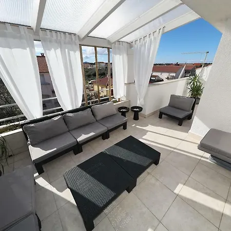 Apartment Daisy Zadar
